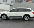 Білий Шкода Octavia Scout, об'ємом двигуна 2 л та пробігом 280 тис. км за 13499 $, фото 15 на Automoto.ua