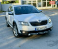 Білий Шкода Octavia Scout, об'ємом двигуна 2 л та пробігом 250 тис. км за 14900 $, фото 4 на Automoto.ua