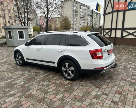 Білий Шкода Octavia Scout, об'ємом двигуна 2 л та пробігом 203 тис. км за 14995 $, фото 27 на Automoto.ua