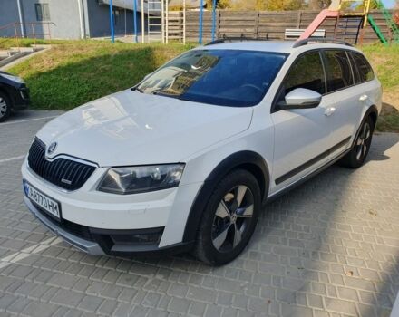 Білий Шкода Octavia Scout, об'ємом двигуна 2 л та пробігом 250 тис. км за 350 $, фото 1 на Automoto.ua