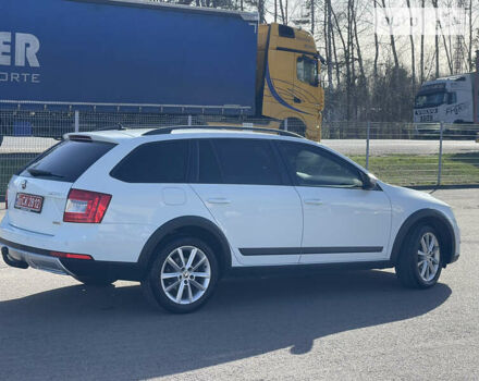 Білий Шкода Octavia Scout, об'ємом двигуна 2 л та пробігом 266 тис. км за 13400 $, фото 25 на Automoto.ua