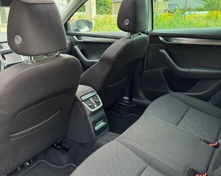 Білий Шкода Octavia Scout, об'ємом двигуна 2 л та пробігом 250 тис. км за 14800 $, фото 29 на Automoto.ua