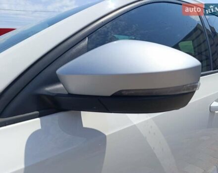 Белый Шкода Октавия Скаут, объемом двигателя 2 л и пробегом 223 тыс. км за 15850 $, фото 47 на Automoto.ua