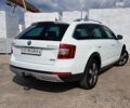 Білий Шкода Octavia Scout, об'ємом двигуна 2 л та пробігом 212 тис. км за 16500 $, фото 2 на Automoto.ua