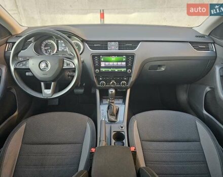 Белый Шкода Октавия Скаут, объемом двигателя 1.97 л и пробегом 185 тыс. км за 19999 $, фото 56 на Automoto.ua