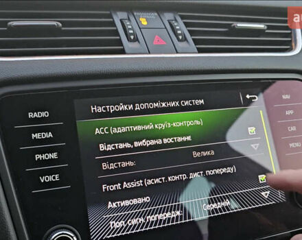 Белый Шкода Октавия Скаут, объемом двигателя 1.97 л и пробегом 185 тыс. км за 19999 $, фото 39 на Automoto.ua