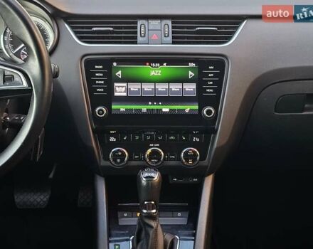 Белый Шкода Октавия Скаут, объемом двигателя 1.97 л и пробегом 185 тыс. км за 19999 $, фото 36 на Automoto.ua