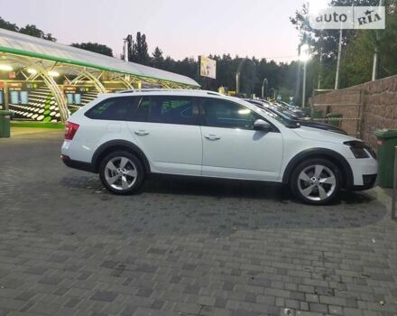 Білий Шкода Octavia Scout, об'ємом двигуна 1.97 л та пробігом 268 тис. км за 15800 $, фото 18 на Automoto.ua