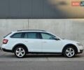 Белый Шкода Октавия Скаут, объемом двигателя 1.97 л и пробегом 185 тыс. км за 19999 $, фото 5 на Automoto.ua