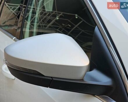 Белый Шкода Октавия Скаут, объемом двигателя 1.97 л и пробегом 185 тыс. км за 19999 $, фото 17 на Automoto.ua