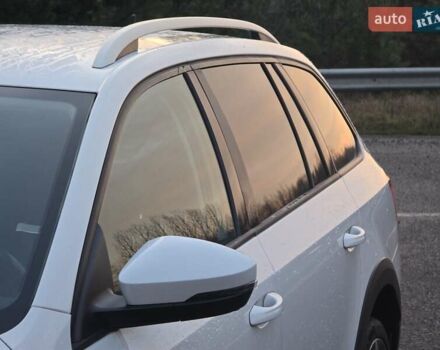 Белый Шкода Октавия Скаут, объемом двигателя 2 л и пробегом 230 тыс. км за 19499 $, фото 17 на Automoto.ua