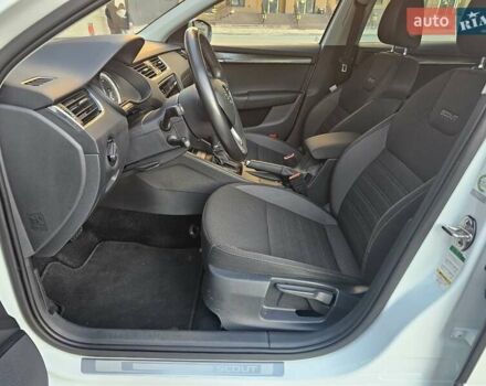 Белый Шкода Октавия Скаут, объемом двигателя 1.97 л и пробегом 185 тыс. км за 19999 $, фото 30 на Automoto.ua