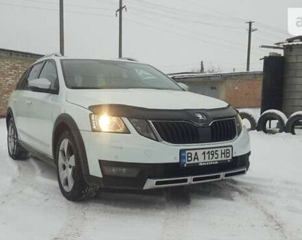 Білий Шкода Octavia Scout, об'ємом двигуна 1.97 л та пробігом 268 тис. км за 15800 $, фото 39 на Automoto.ua