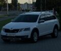 Білий Шкода Octavia Scout, об'ємом двигуна 1.97 л та пробігом 260 тис. км за 14999 $, фото 1 на Automoto.ua