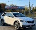 Білий Шкода Octavia Scout, об'ємом двигуна 2 л та пробігом 266 тис. км за 17243 $, фото 1 на Automoto.ua