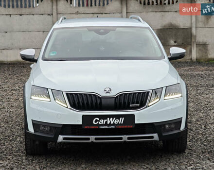 Білий Шкода Octavia Scout, об'ємом двигуна 2 л та пробігом 199 тис. км за 19200 $, фото 2 на Automoto.ua