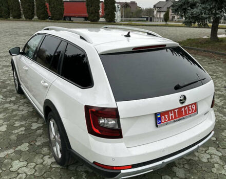 Белый Шкода Октавия Скаут, объемом двигателя 1.97 л и пробегом 198 тыс. км за 16299 $, фото 18 на Automoto.ua