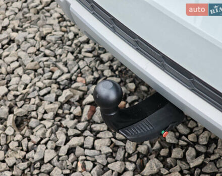 Білий Шкода Octavia Scout, об'ємом двигуна 2 л та пробігом 199 тис. км за 19200 $, фото 55 на Automoto.ua