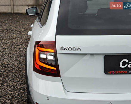 Білий Шкода Octavia Scout, об'ємом двигуна 2 л та пробігом 199 тис. км за 19200 $, фото 14 на Automoto.ua