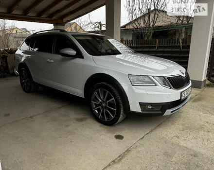 Білий Шкода Octavia Scout, об'ємом двигуна 2 л та пробігом 214 тис. км за 20500 $, фото 10 на Automoto.ua