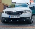 Білий Шкода Octavia Scout, об'ємом двигуна 1.97 л та пробігом 200 тис. км за 18950 $, фото 1 на Automoto.ua