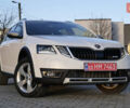 Білий Шкода Octavia Scout, об'ємом двигуна 2 л та пробігом 194 тис. км за 21400 $, фото 1 на Automoto.ua