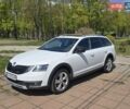 Білий Шкода Octavia Scout, об'ємом двигуна 1.97 л та пробігом 206 тис. км за 18900 $, фото 1 на Automoto.ua