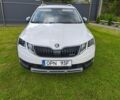 Білий Шкода Octavia Scout, об'ємом двигуна 2 л та пробігом 213 тис. км за 18720 $, фото 1 на Automoto.ua