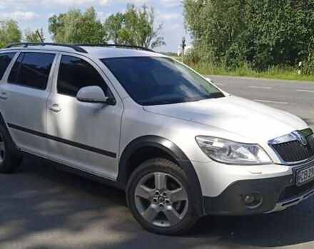 Білий Шкода Octavia Scout, об'ємом двигуна 1.97 л та пробігом 208 тис. км за 9500 $, фото 1 на Automoto.ua