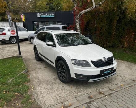 Белый Шкода Октавия Скаут, объемом двигателя 0 л и пробегом 275 тыс. км за 13700 $, фото 1 на Automoto.ua