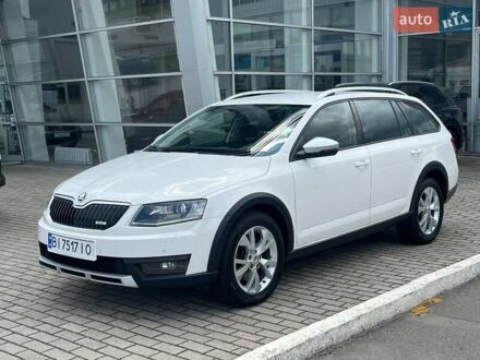 Шкода Октавия Скаут 2016 в Полтаве на Automoto.ua Белый Шкода Октавия Скаут, объемом двигателя 1.97 л и пробегом 222 тыс. км за 17300 $, фото 1 на Automoto.ua