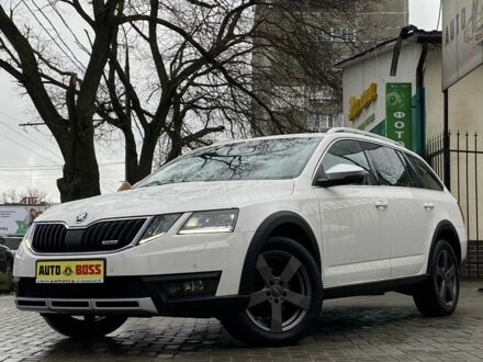 Білий Шкода Octavia Scout, об'ємом двигуна 2 л та пробігом 238 тис. км за 16500 $, фото 1 на Automoto.ua