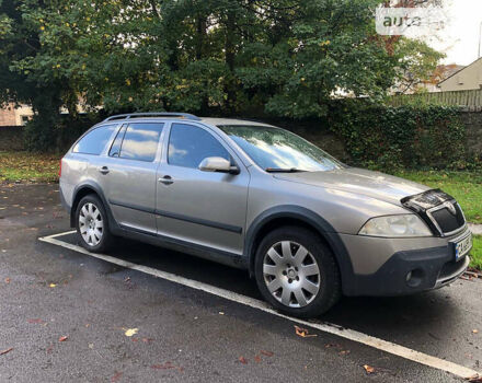 Бежевий Шкода Octavia Scout, об'ємом двигуна 2 л та пробігом 224 тис. км за 7500 $, фото 16 на Automoto.ua