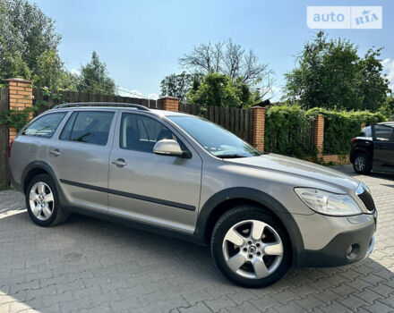 Бежевий Шкода Octavia Scout, об'ємом двигуна 1.8 л та пробігом 207 тис. км за 9800 $, фото 4 на Automoto.ua