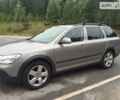 Бежевий Шкода Octavia Scout, об'ємом двигуна 2 л та пробігом 260 тис. км за 12058 $, фото 1 на Automoto.ua