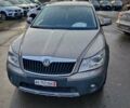 Бежевий Шкода Octavia Scout, об'ємом двигуна 1.8 л та пробігом 244 тис. км за 7500 $, фото 4 на Automoto.ua