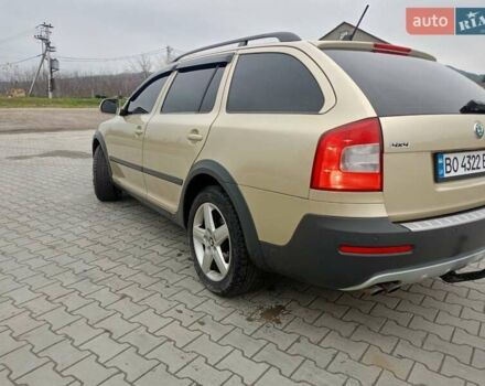 Бежевый Шкода Октавия Скаут, объемом двигателя 1.97 л и пробегом 220 тыс. км за 9600 $, фото 22 на Automoto.ua