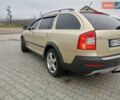 Бежевый Шкода Октавия Скаут, объемом двигателя 1.97 л и пробегом 220 тыс. км за 9600 $, фото 22 на Automoto.ua