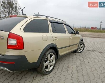 Бежевый Шкода Октавия Скаут, объемом двигателя 1.97 л и пробегом 220 тыс. км за 9600 $, фото 23 на Automoto.ua