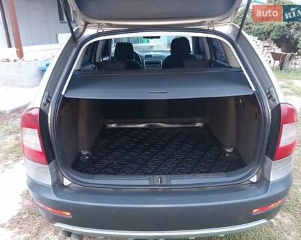 Бежевий Шкода Octavia Scout, об'ємом двигуна 1.8 л та пробігом 180 тис. км за 8808 $, фото 19 на Automoto.ua