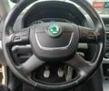 Бежевый Шкода Октавия Скаут, объемом двигателя 1.97 л и пробегом 220 тыс. км за 9600 $, фото 16 на Automoto.ua