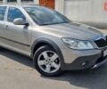 Бежевый Шкода Октавия Скаут, объемом двигателя 1.8 л и пробегом 162 тыс. км за 10700 $, фото 1 на Automoto.ua