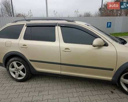 Бежевый Шкода Октавия Скаут, объемом двигателя 1.97 л и пробегом 220 тыс. км за 9600 $, фото 21 на Automoto.ua