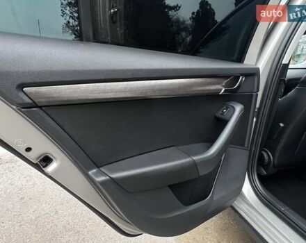 Бежевый Шкода Октавия Скаут, объемом двигателя 2 л и пробегом 199 тыс. км за 14900 $, фото 13 на Automoto.ua