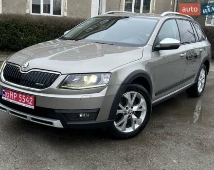 Бежевый Шкода Октавия Скаут, объемом двигателя 2 л и пробегом 199 тыс. км за 14900 $, фото 23 на Automoto.ua