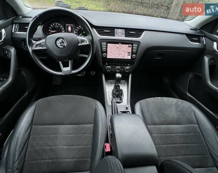 Бежевый Шкода Октавия Скаут, объемом двигателя 2 л и пробегом 199 тыс. км за 14900 $, фото 4 на Automoto.ua