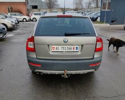 Бежевий Шкода Octavia Scout, об'ємом двигуна 1.8 л та пробігом 244 тис. км за 7500 $, фото 1 на Automoto.ua