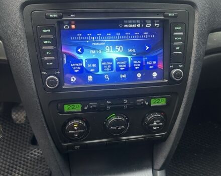 Чорний Шкода Octavia Scout, об'ємом двигуна 2 л та пробігом 3 тис. км за 6000 $, фото 5 на Automoto.ua