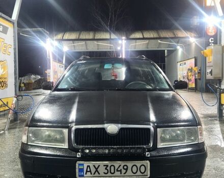 Черный Шкода Октавия Скаут, объемом двигателя 1.9 л и пробегом 400 тыс. км за 1894 $, фото 1 на Automoto.ua