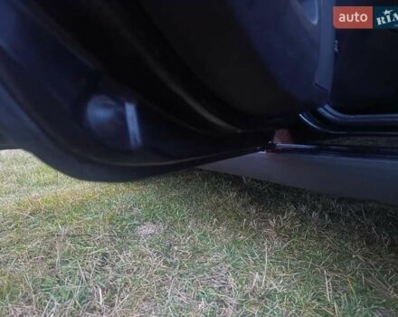 Черный Шкода Октавия Скаут, объемом двигателя 1.98 л и пробегом 315 тыс. км за 6200 $, фото 7 на Automoto.ua